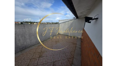 Apartamento T2 para Venda em Esgueira