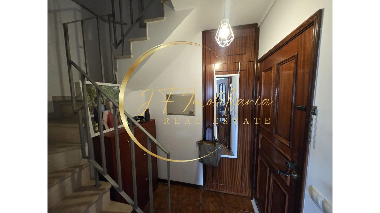 Apartamento T2 para Venda em Esgueira Foto 9