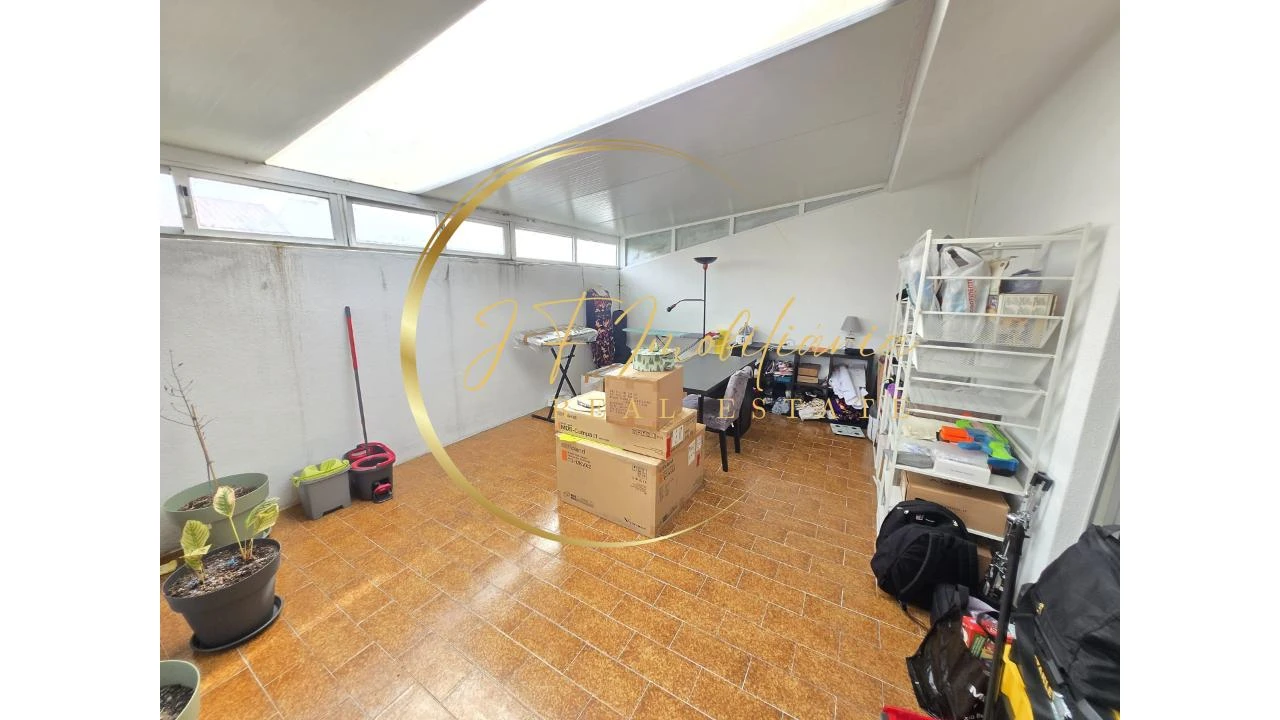 Apartamento T2 para Venda em Esgueira Foto 11