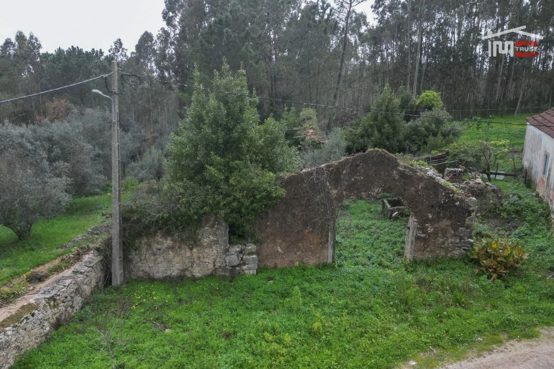 Moradia T2 para Venda em São Mamede Foto 1