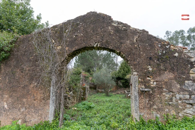 Moradia T2 para Venda em São Mamede Foto 4
