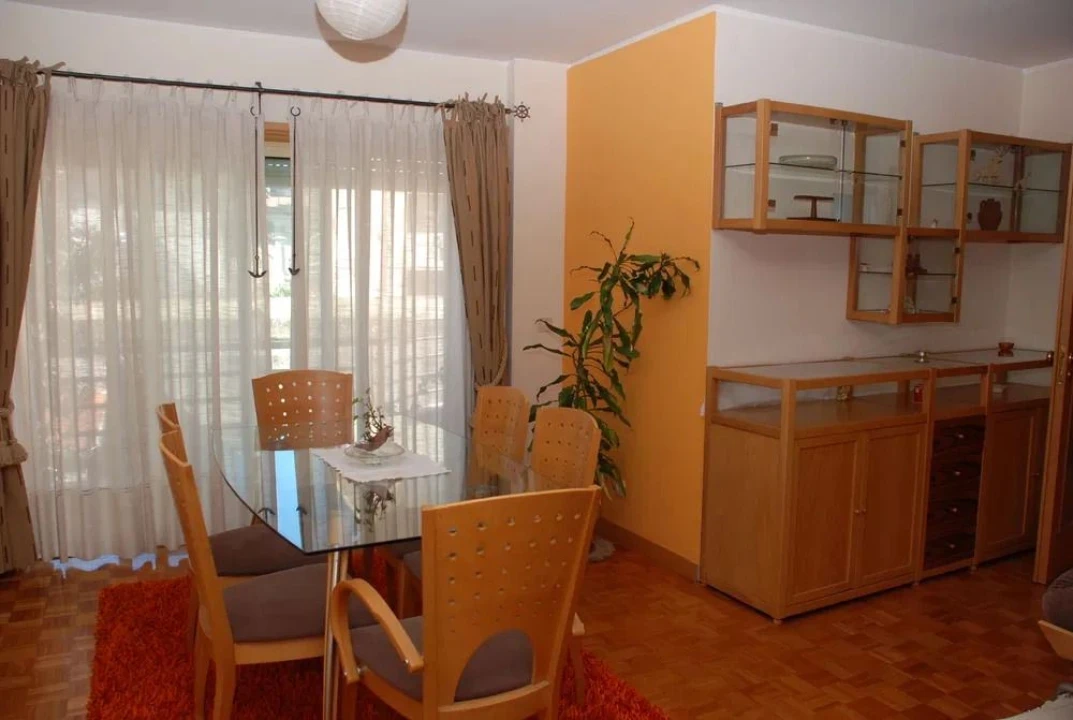 Apartamento T2 para Arrendamento em Cedofeita, Santo Ildefonso, Sé, Miragaia, São Nicolau e Vitória Foto 5