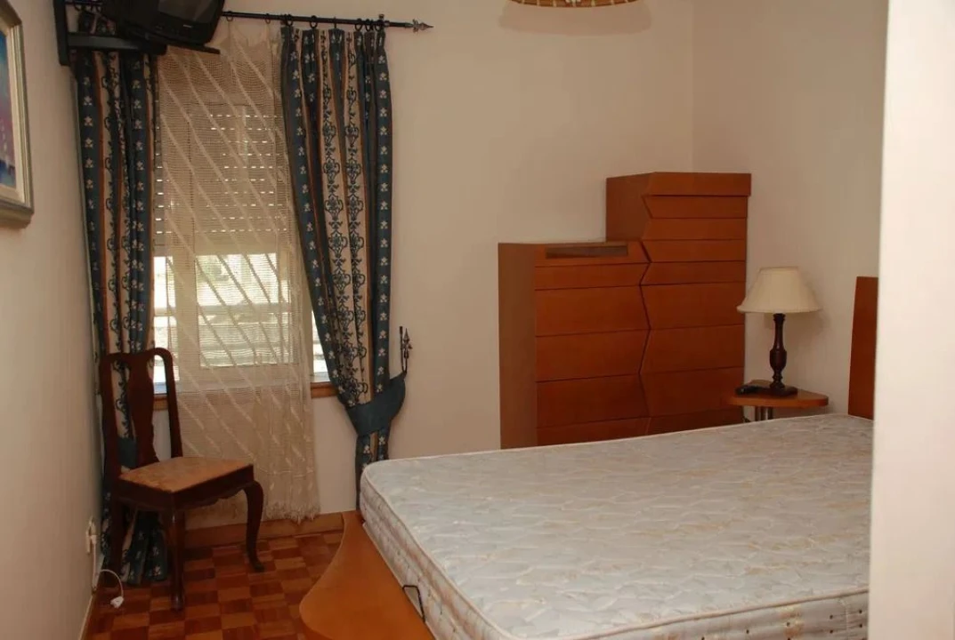 Apartamento T2 para Arrendamento em Cedofeita, Santo Ildefonso, Sé, Miragaia, São Nicolau e Vitória Foto 10