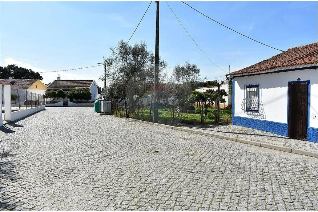 Moradia T1 para Venda em Benavila e Valongo Foto 2