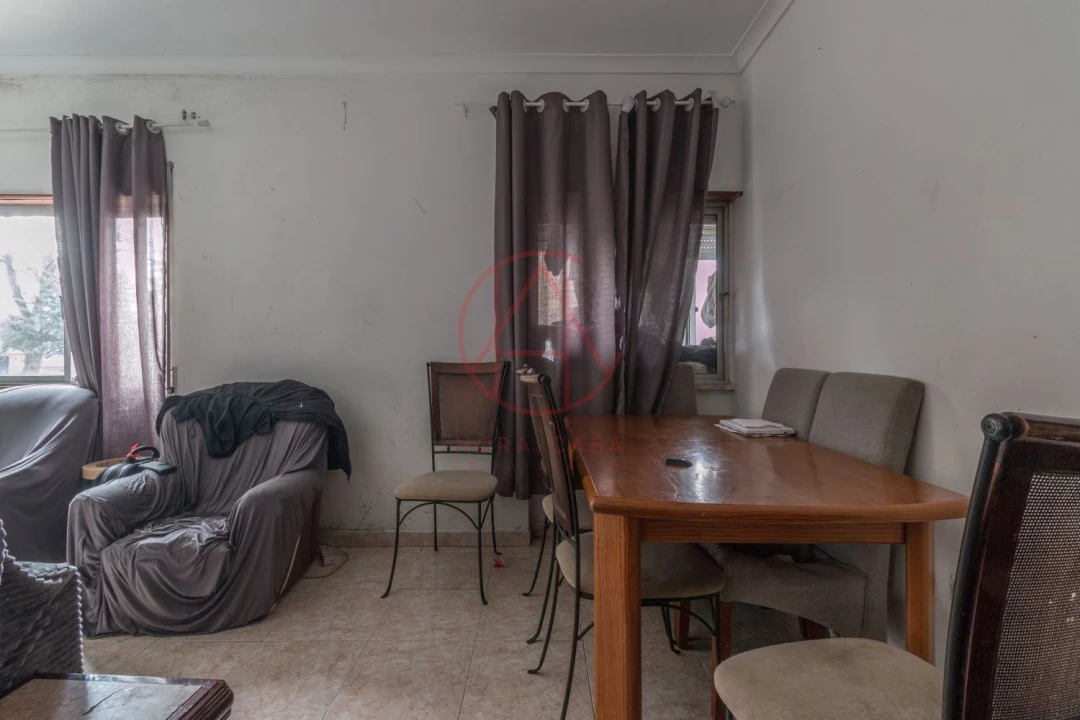 Apartamento T2 para Venda em Baixa da Banheira e Vale da Amoreira Foto 3