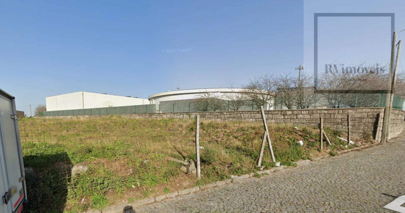 Terreno para Venda em Pedrouços Foto 3