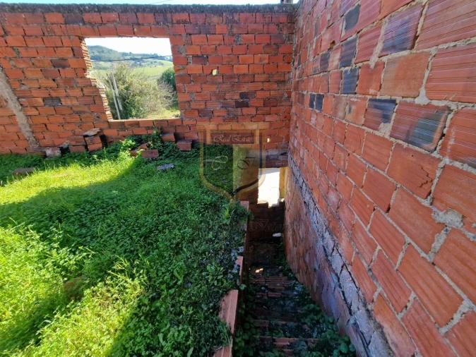 Moradia T3 para Venda em Santa Maria, São Pedro e Matacães Foto 12