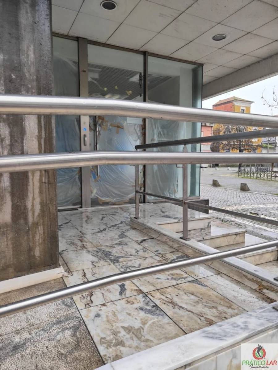 Loja para Venda em Vagos e Santo António Foto 4