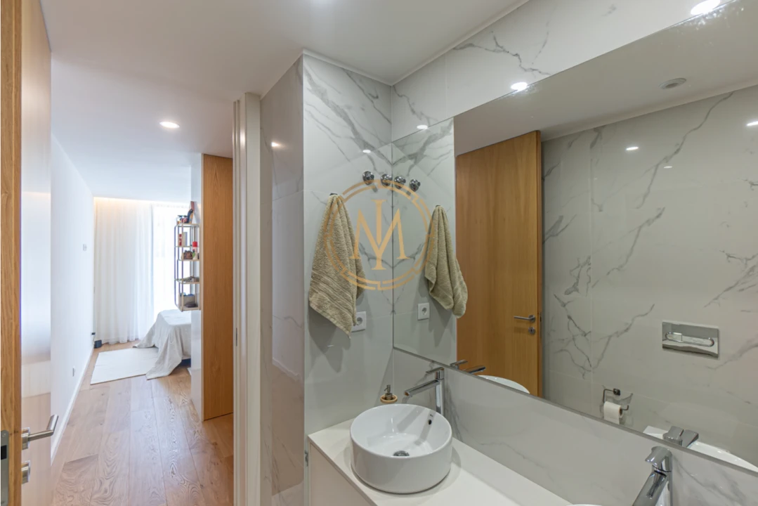 Apartamento T2 para Venda em Canidelo Foto 17