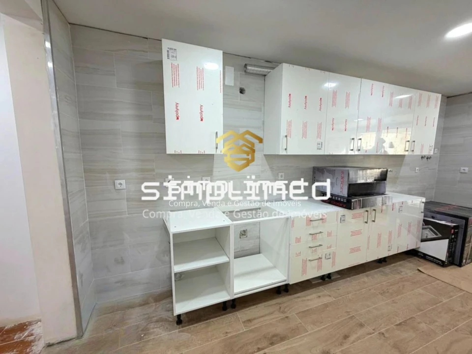 Apartamento T3 para Venda em Baixa da Banheira e Vale da Amoreira Foto 5