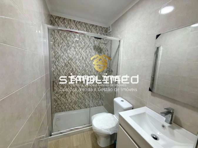 Apartamento T3 para Venda em Baixa da Banheira e Vale da Amoreira Foto 17