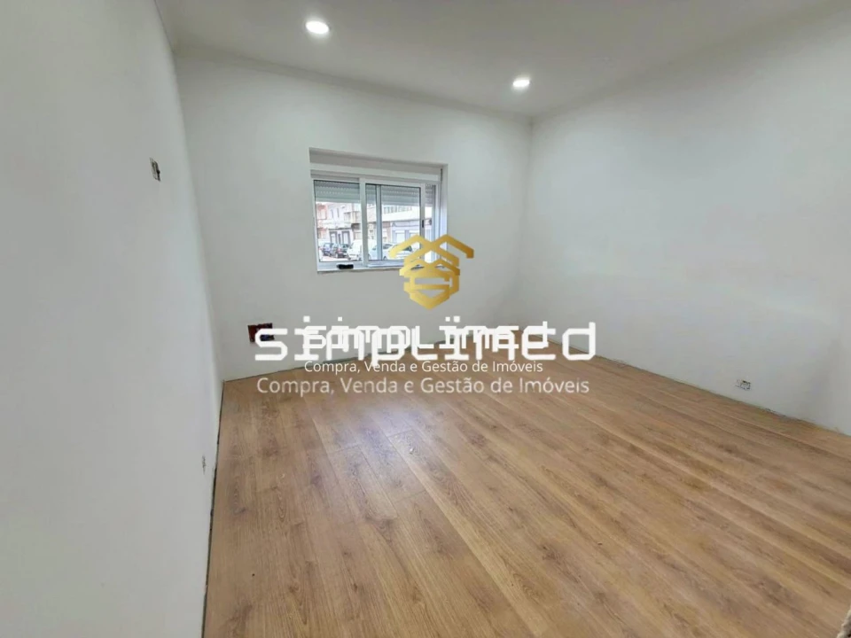 Apartamento T3 para Venda em Baixa da Banheira e Vale da Amoreira Foto 12