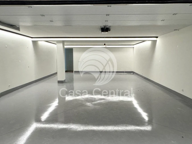 Moradia T4 para Venda em Alcabideche Foto 39