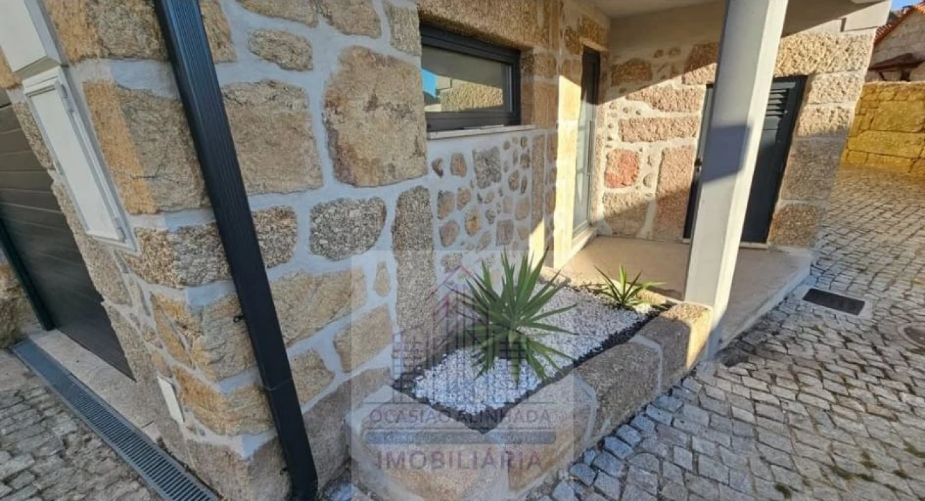 Moradia T1 para Venda em Oliveira do Hospital e São Paio de Gramaços Foto 3