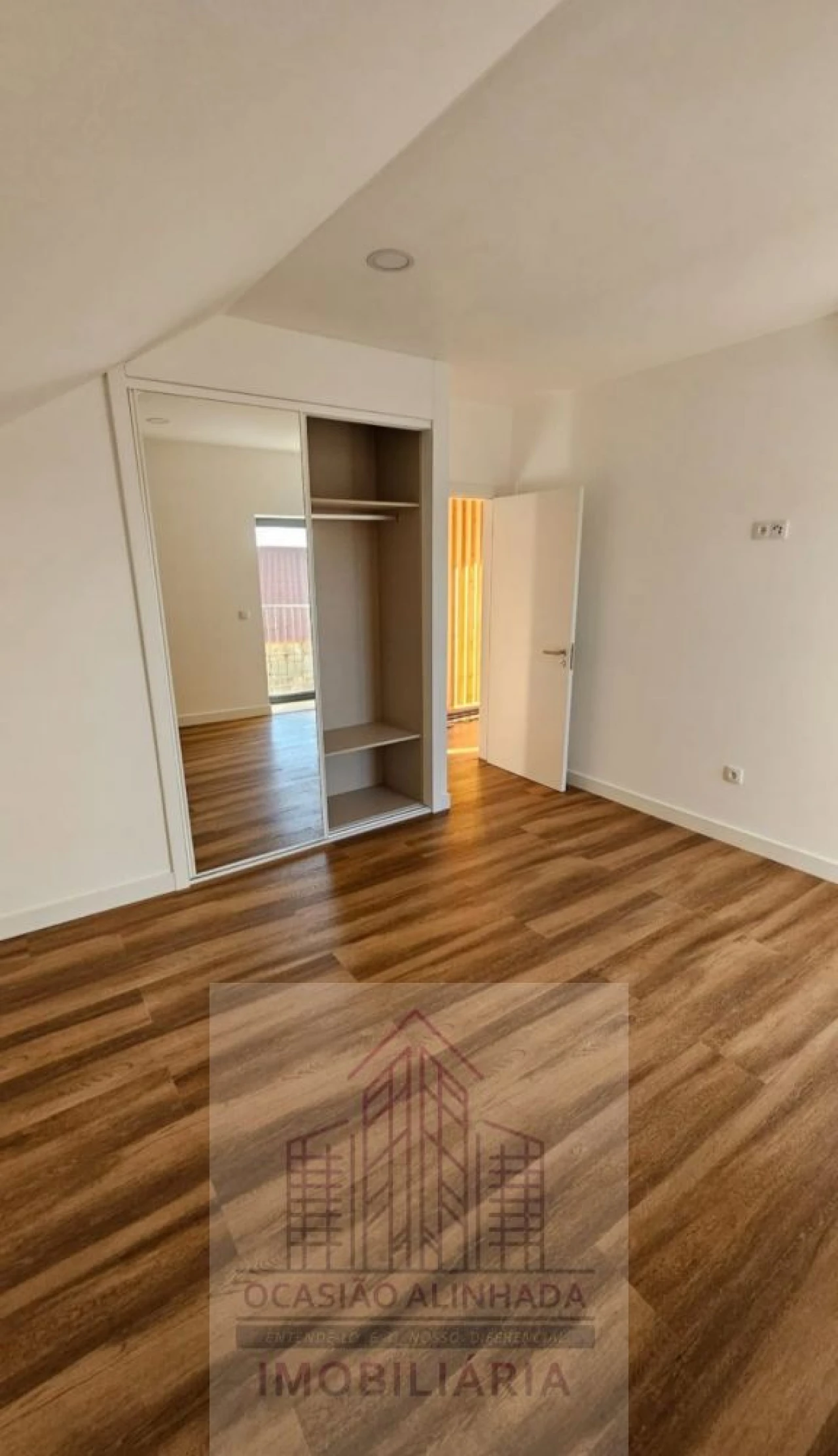 Moradia T1 para Venda em Oliveira do Hospital e São Paio de Gramaços Foto 32