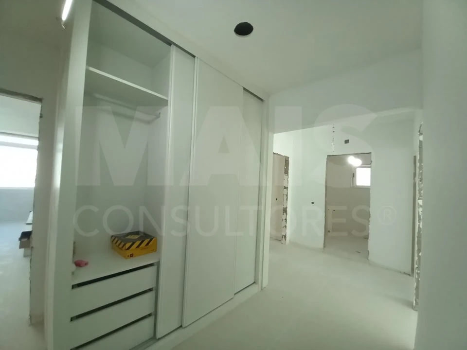Apartamento T4 para Venda em Póvoa de Santa Iria e Forte da Casa Foto 1