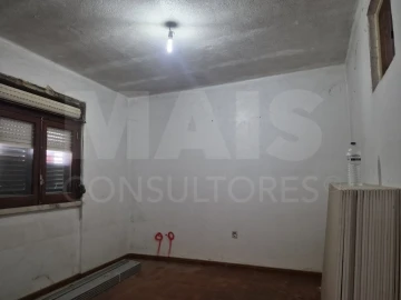Moradia T2 para Venda em Vialonga