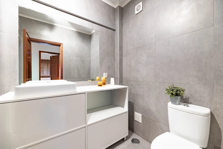 Apartamento T3 para Venda em Carnaxide e Queijas Foto 9