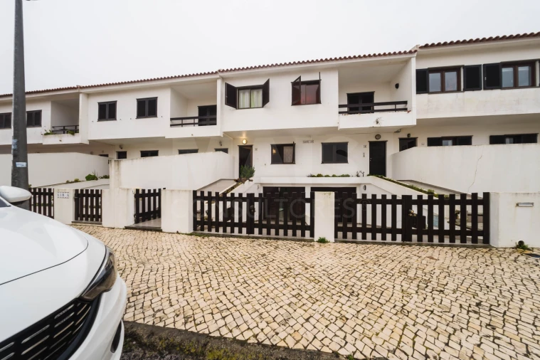 Moradia T4 para Venda em Ferrel