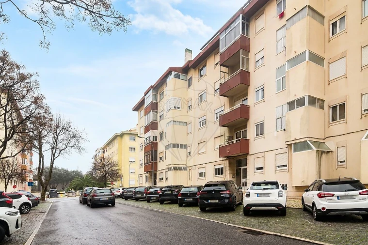 Apartamento T3 para Arrendamento em Oeiras e São Julião da Barra, Paço de Arcos e Caxias Foto 5