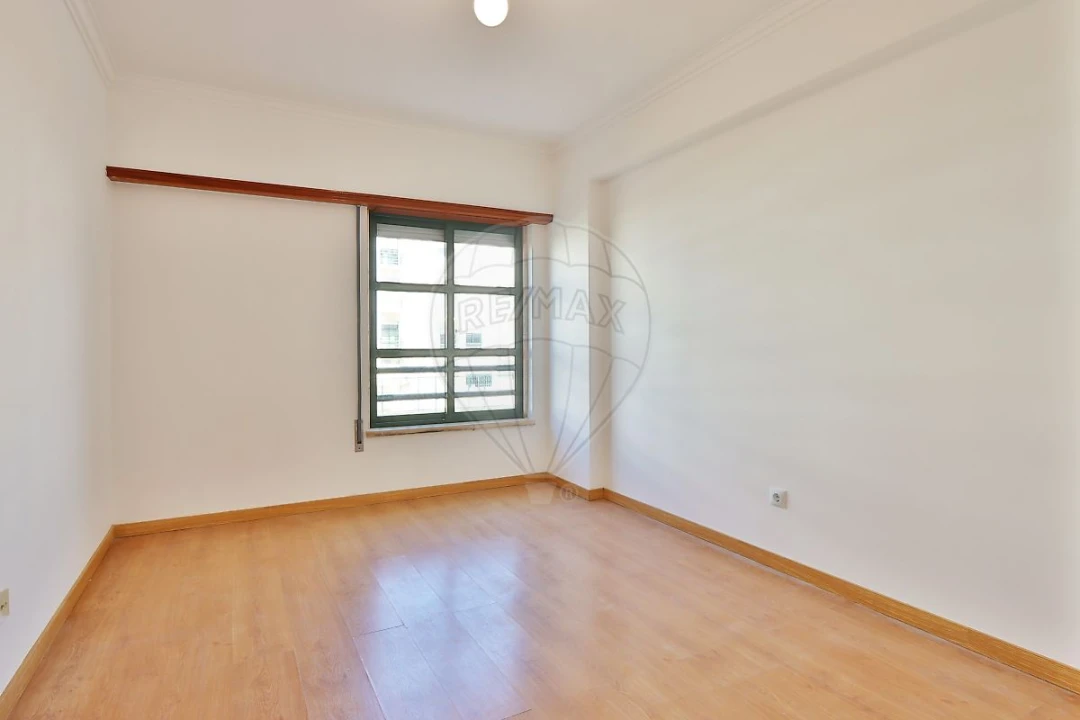 Apartamento T3 para Arrendamento em Alenquer (Santo Estêvão e Triana) Foto 19