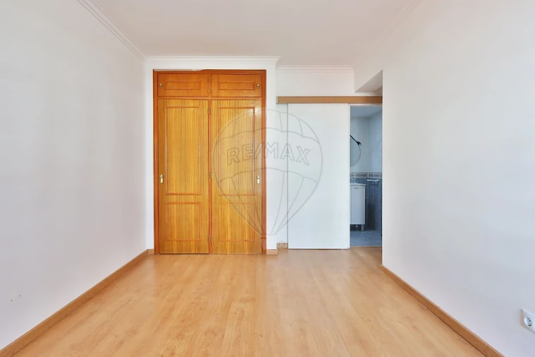 Apartamento T3 para Arrendamento em Alenquer (Santo Estêvão e Triana) Foto 17