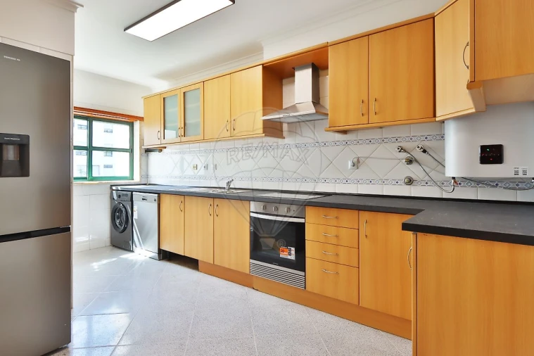 Apartamento T3 para Arrendamento em Alenquer (Santo Estêvão e Triana) Foto 10