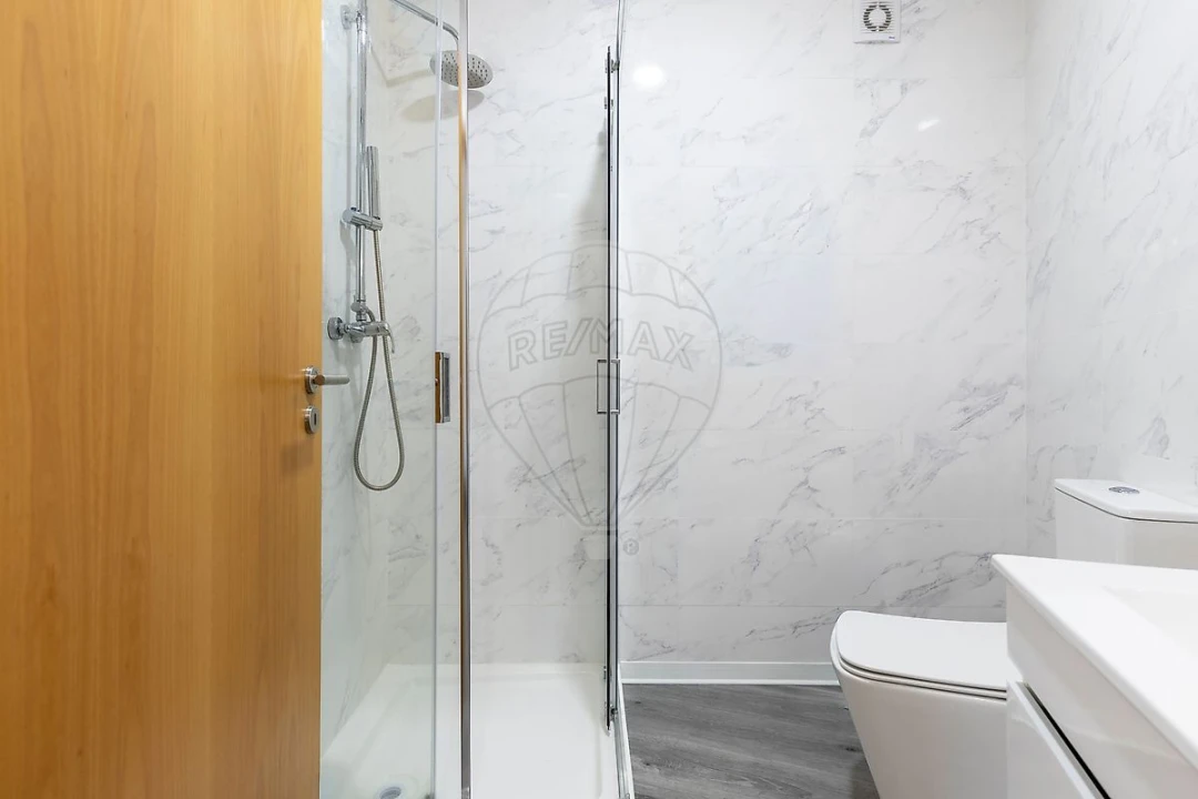 Moradia T4 para Venda em Carvalhal Foto 18