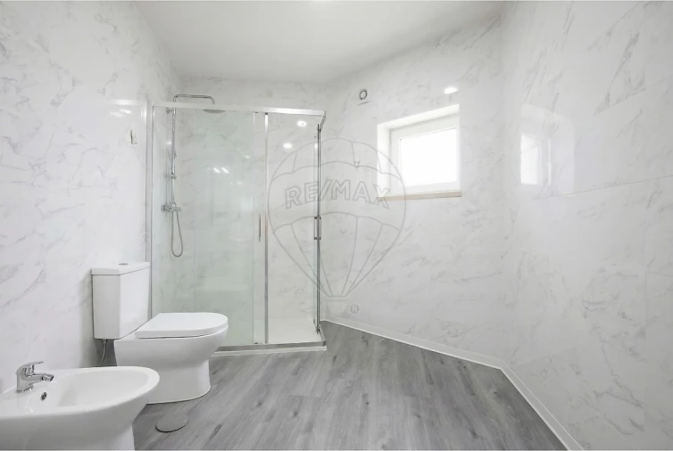 Moradia T4 para Venda em Carvalhal Foto 23