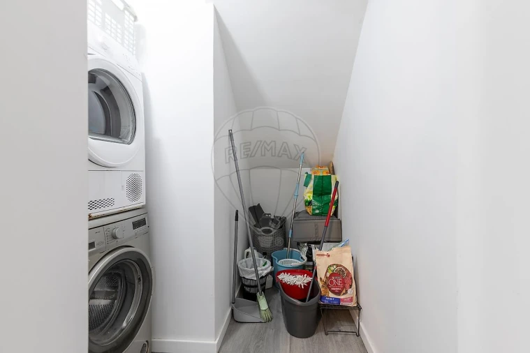 Moradia T4 para Venda em Carvalhal Foto 11