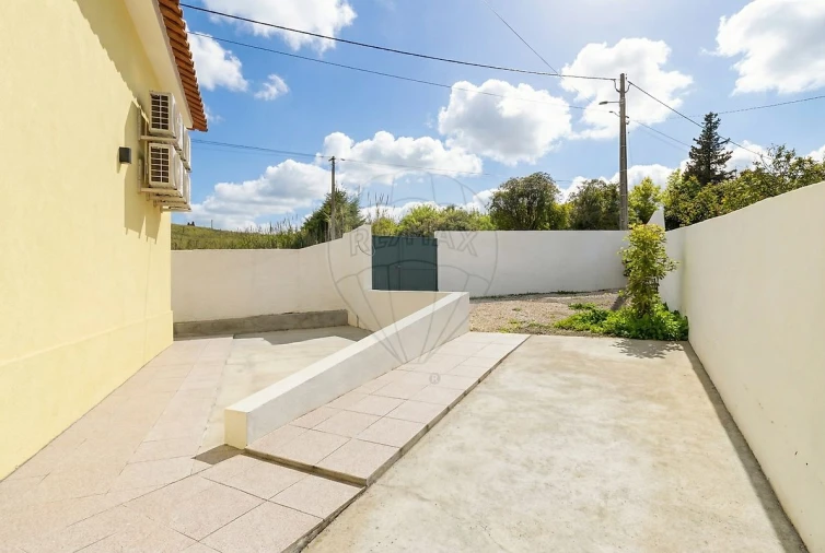 Moradia T4 para Venda em Carvalhal Foto 33