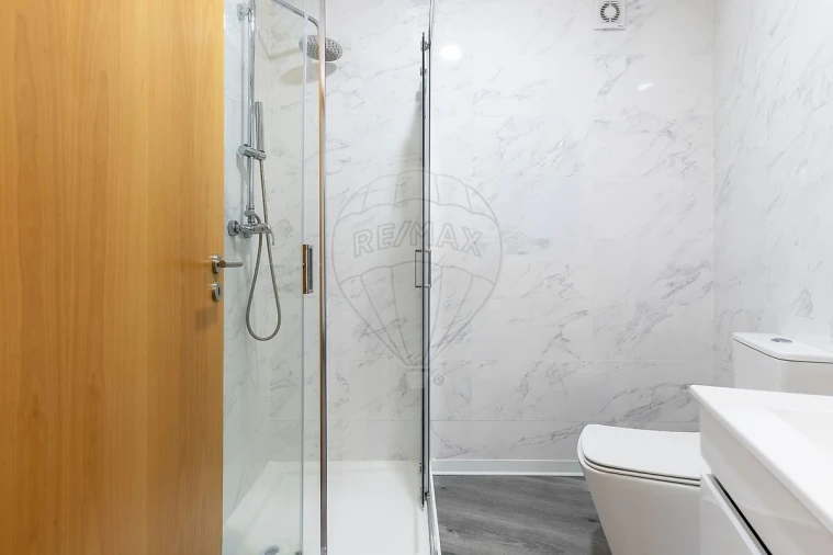 Moradia T4 para Venda em Carvalhal Foto 18