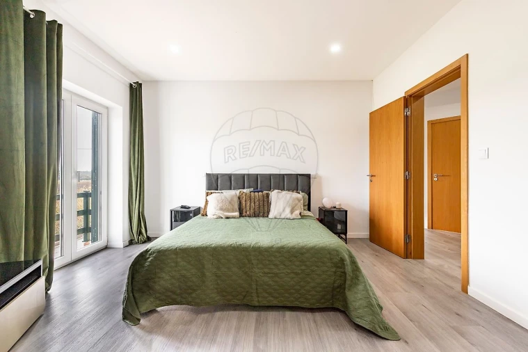 Moradia T4 para Venda em Carvalhal Foto 19