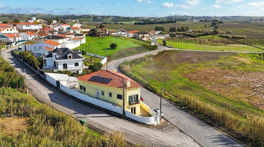 Moradia T4 para Venda em Carvalhal Foto 30