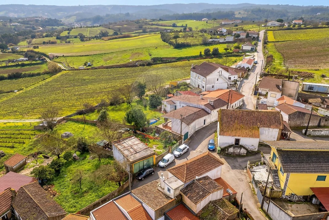 Moradia T4 para Venda em Carnota Foto 47