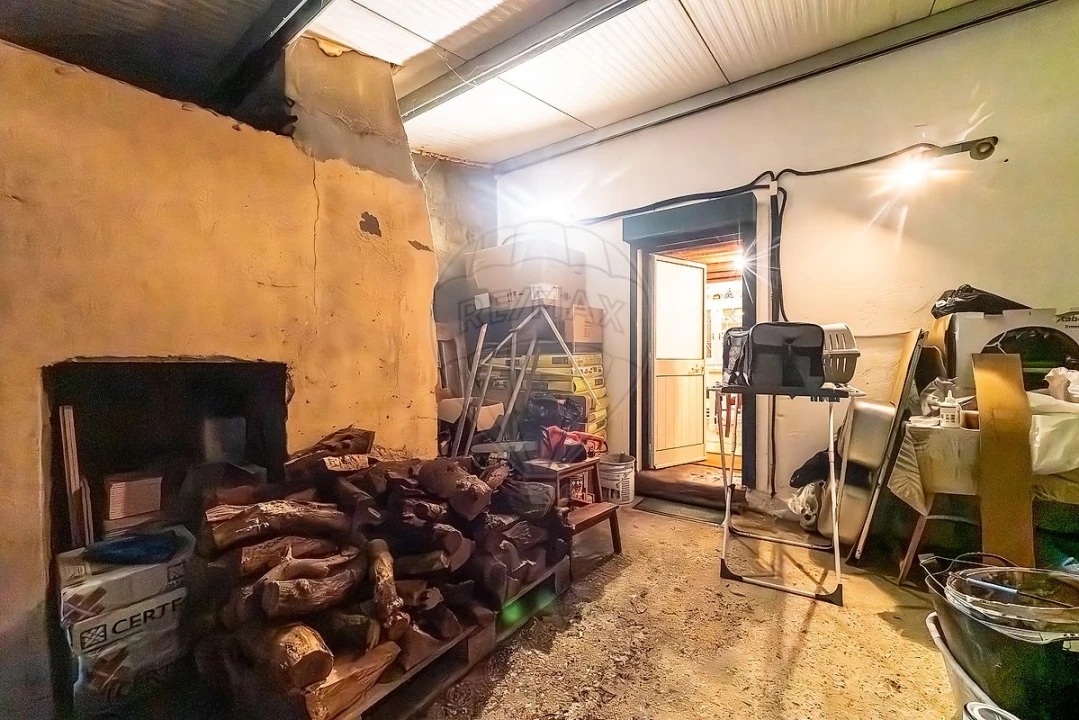 Moradia T4 para Venda em Carnota Foto 21