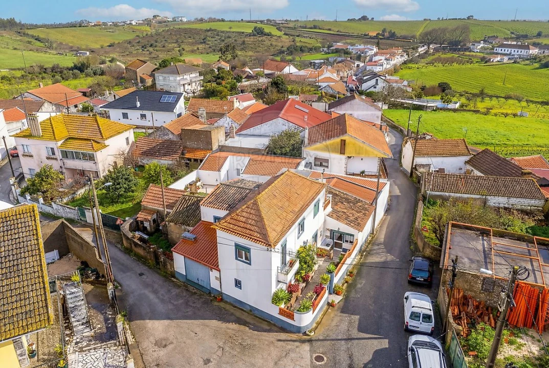 Moradia T4 para Venda em Carnota Foto 43