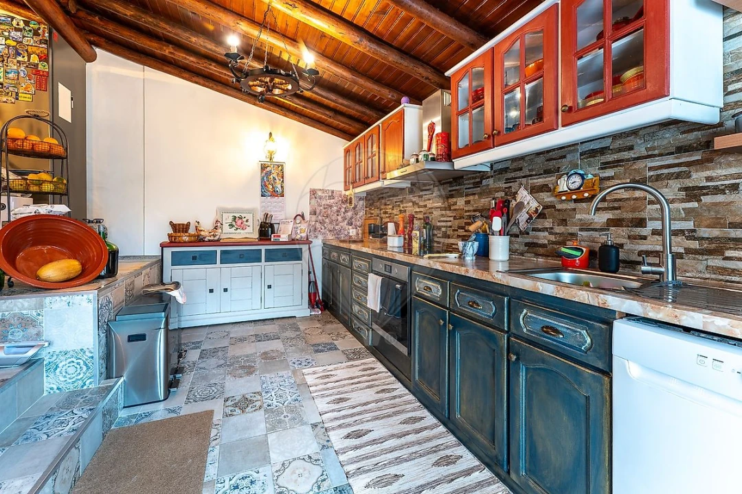 Moradia T4 para Venda em Carnota Foto 28