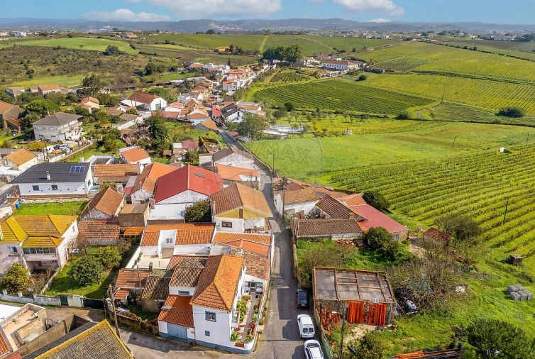 Moradia T4 para Venda em Carnota Foto 48