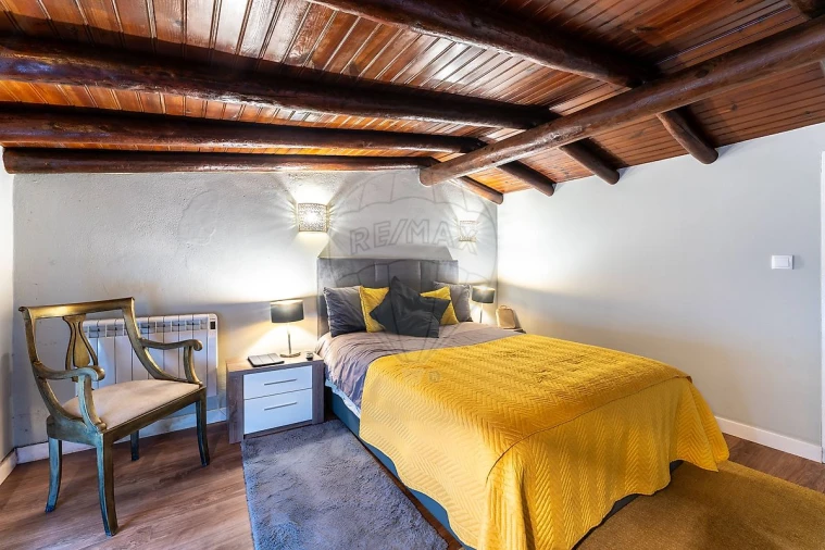 Moradia T4 para Venda em Carnota Foto 36