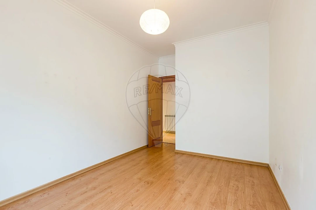 Apartamento T2 para Venda em Alverca do Ribatejo e Sobralinho Foto 12