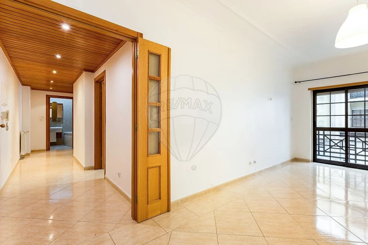 Apartamento T2 para Venda em Alverca do Ribatejo e Sobralinho Foto 5