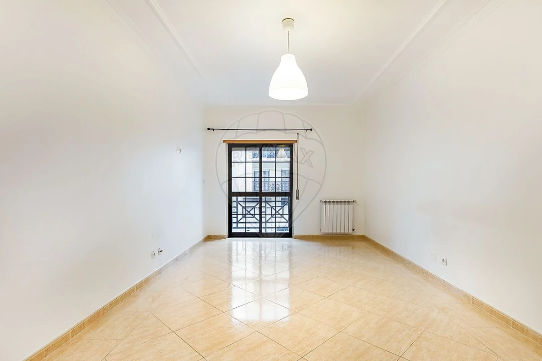 Apartamento T2 para Venda em Alverca do Ribatejo e Sobralinho Foto 1