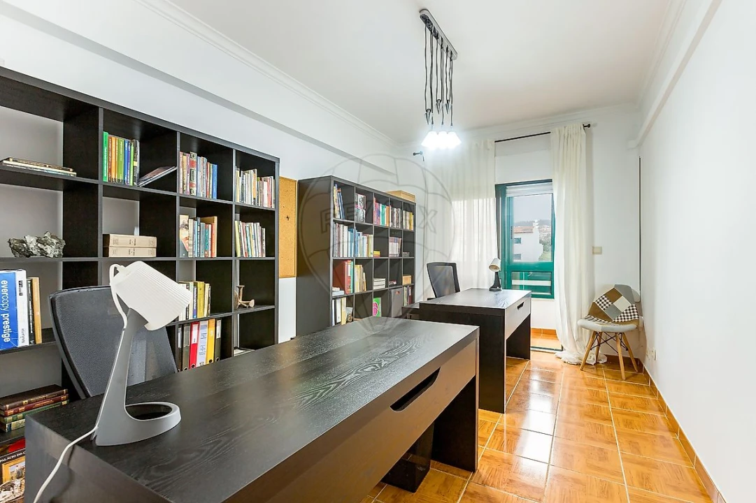 Apartamento T3 para Venda em Alverca do Ribatejo e Sobralinho Foto 10