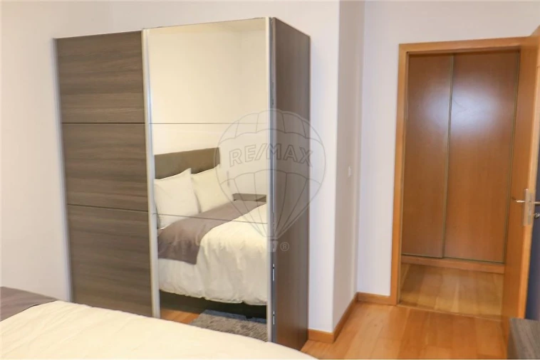 Apartamento T1 para Arrendamento em Beato Foto 1