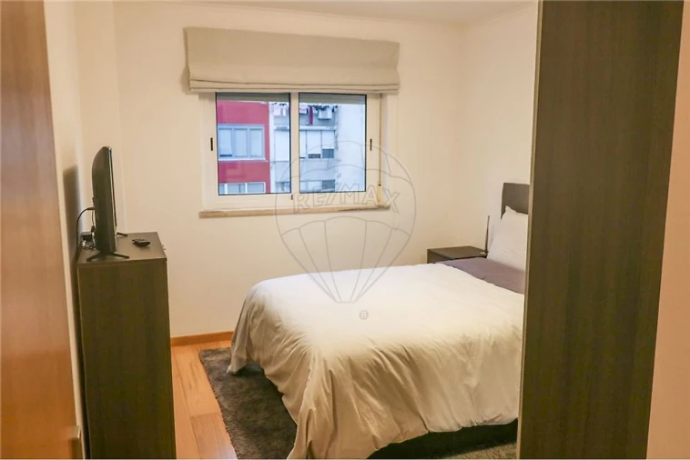 Apartamento T1 para Arrendamento em Beato Foto 13