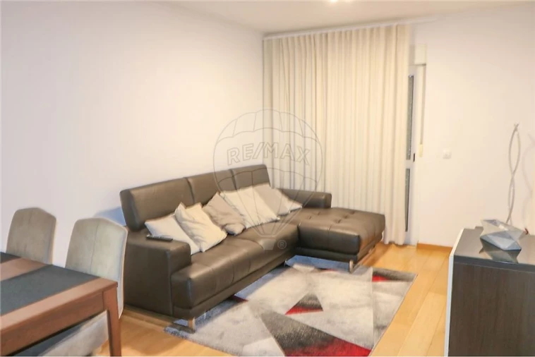 Apartamento T1 para Arrendamento em Beato Foto 5