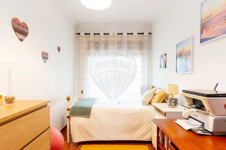 Apartamento T2 para Venda em Póvoa de Santa Iria e Forte da Casa Foto 16