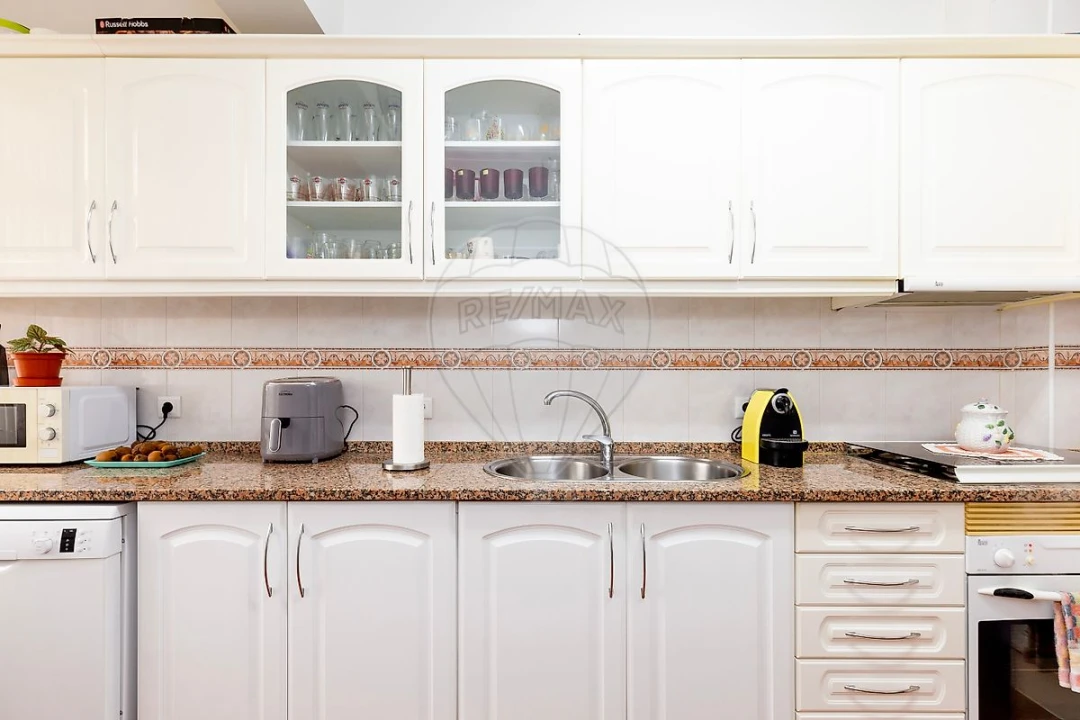 Apartamento T2 para Venda em Póvoa de Santa Iria e Forte da Casa Foto 6