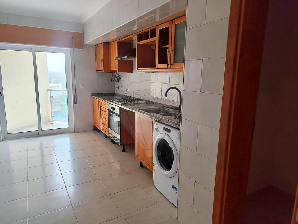 Apartamento T2 para Venda em Azambuja Foto 15